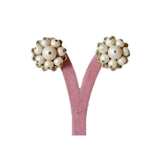 VTG 50s Signed Schiaparelli Faux Pearl Cluster Floral Earrings MCM Old Hollywood